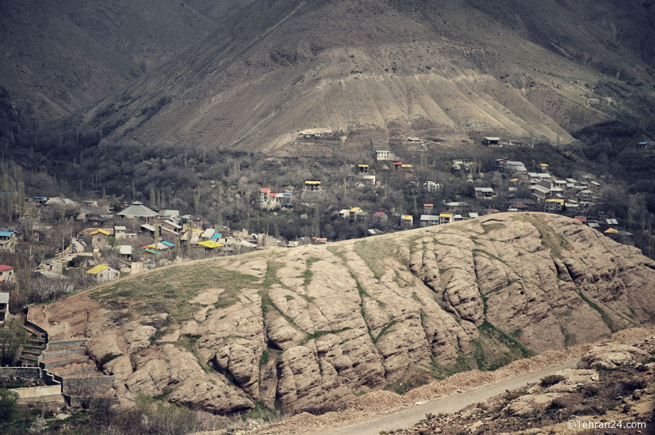 Barg-e Jahan Village